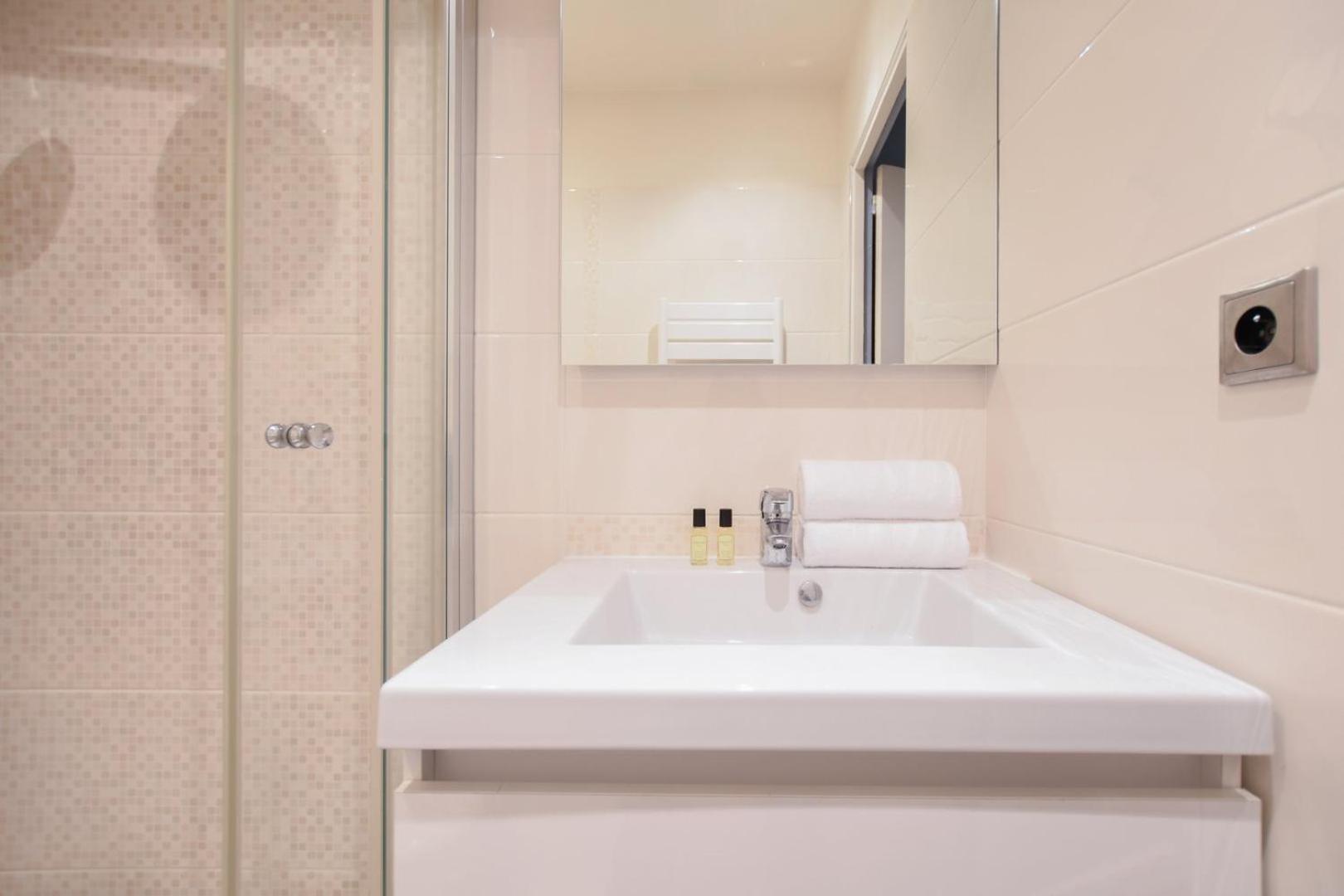 Guestready - Charm An Comfort In Epinettes Apartment Paris